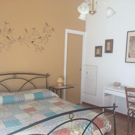 Chiavi Antiche B&B Salerno Bagian luar foto