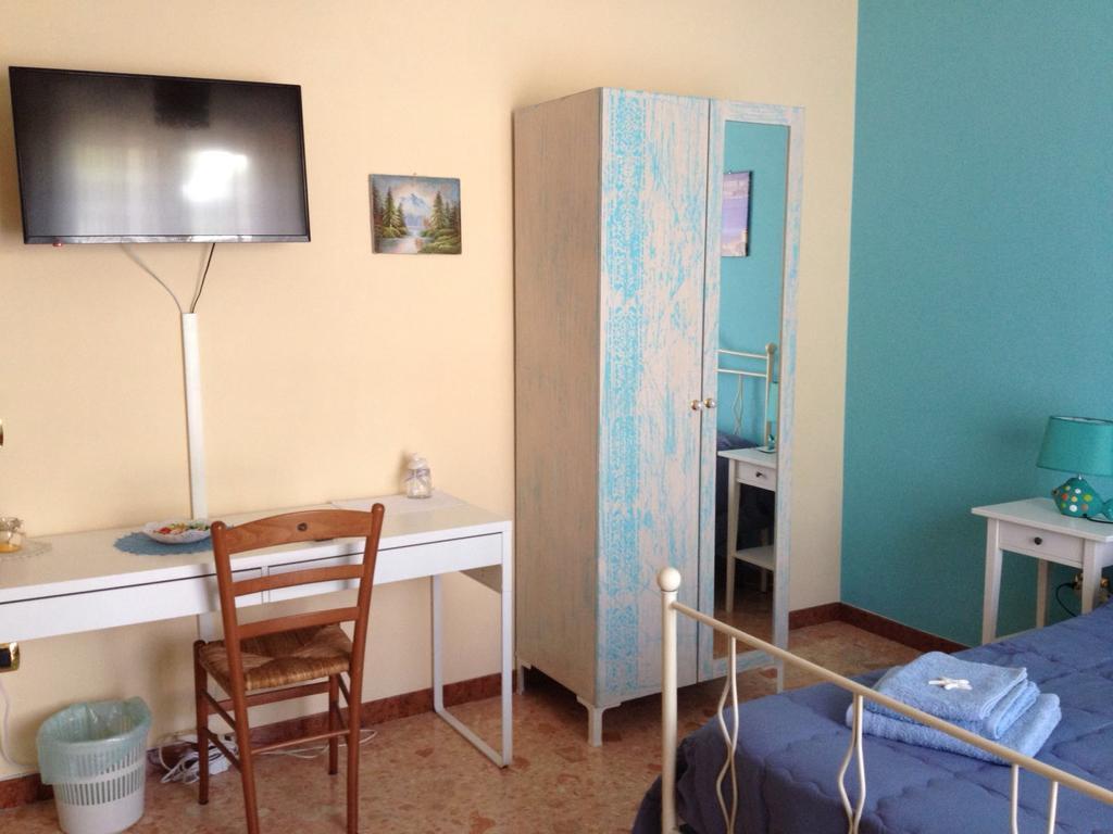 Chiavi Antiche B&B Salerno Bagian luar foto
